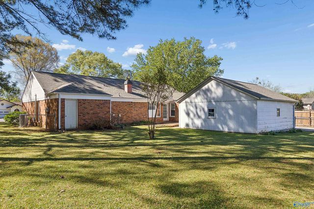 2511 Galahad Drive SE, Huntsville, AL 35803