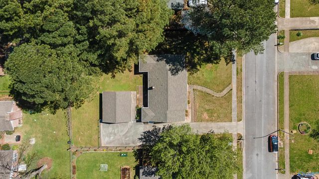 2511 Galahad Drive SE, Huntsville, AL 35803