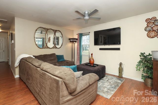 505 Campus Street, Charlotte, NC 28216