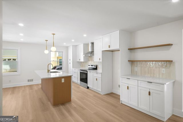 713 Pine Chase Court, Lawrenceville, GA 30043