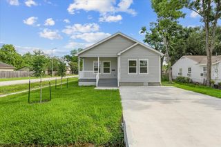 4358 Larkspur Street, Houston, TX 77051