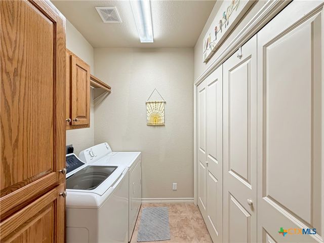 952 Parkview Drive, Canyon Lake, TX 78133