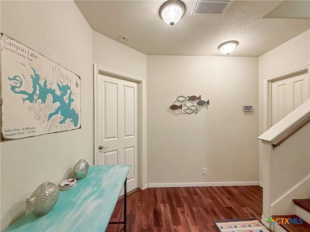 952 Parkview Drive, Canyon Lake, TX 78133