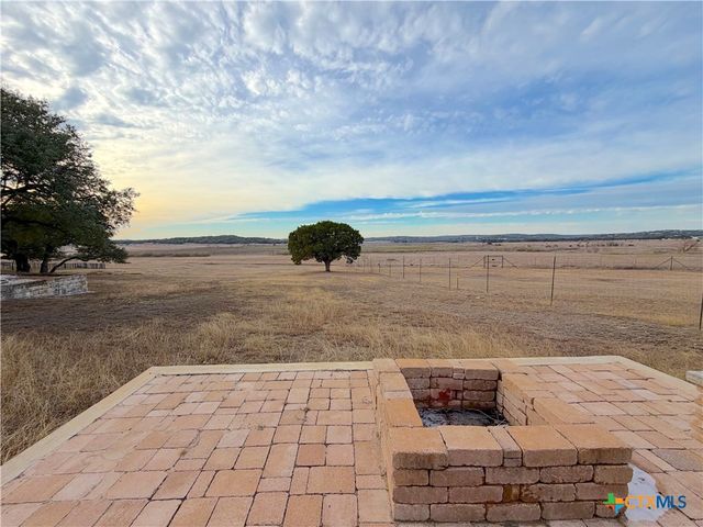 952 Parkview Drive, Canyon Lake, TX 78133