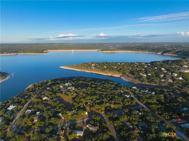 952 Parkview Drive, Canyon Lake, TX 78133