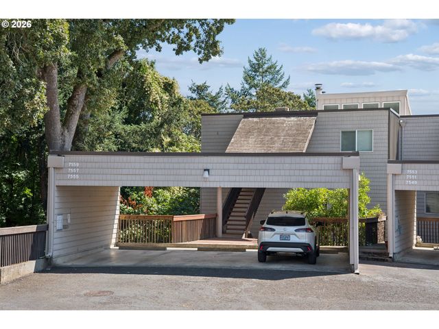 7557 N EDGEWATER Ave, Portland, OR 97203