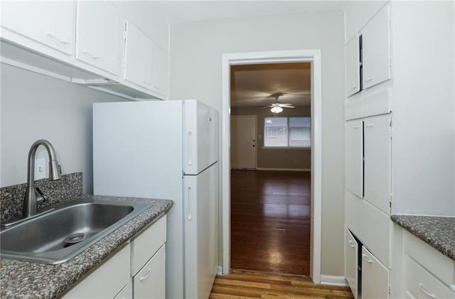 3300 College Street 18, College Park, GA 30337