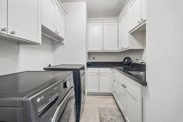 6631 Edloe Street, Southside Place, TX 77005
