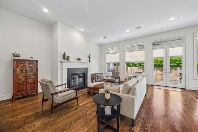 6631 Edloe Street, Southside Place, TX 77005