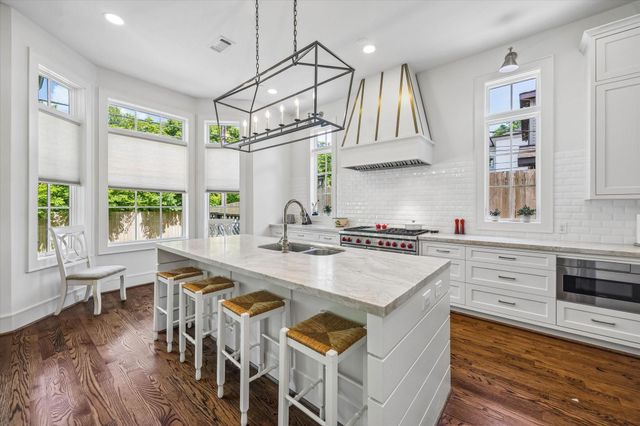 6631 Edloe Street, Southside Place, TX 77005