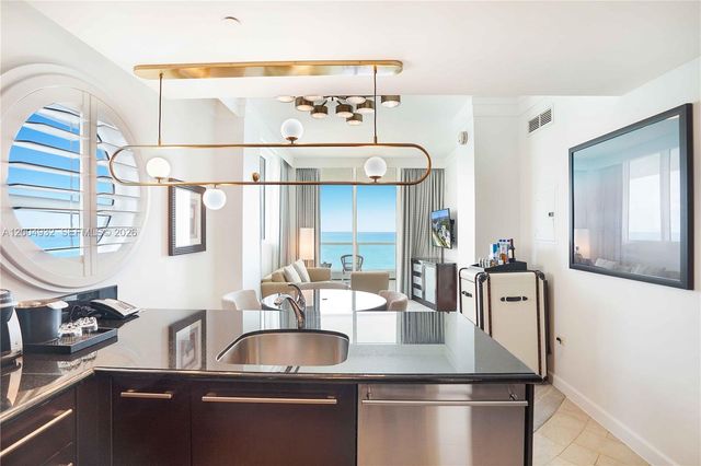 4391 Collins Avenue 709, Miami Beach, FL 33140