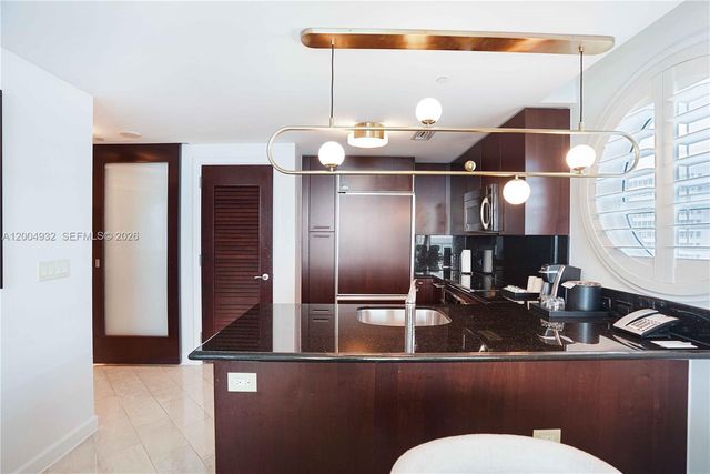 4391 Collins Avenue 709, Miami Beach, FL 33140