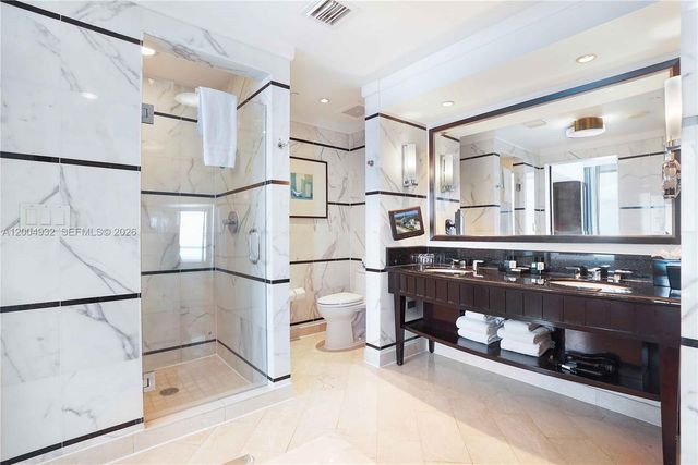 4391 Collins Avenue 709, Miami Beach, FL 33140