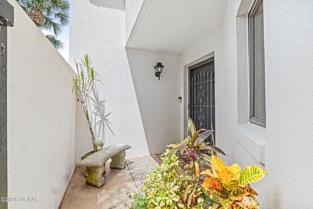 2962 Sea Oats Circle, Daytona Beach Shores, FL 32118