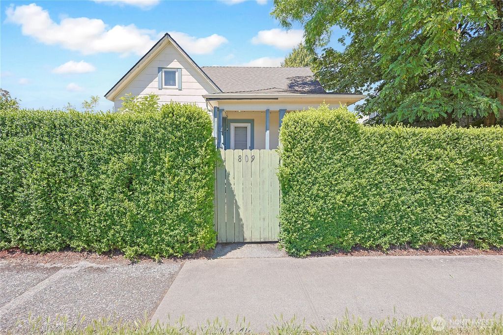 809 E Morton Street, Tacoma, WA 98404