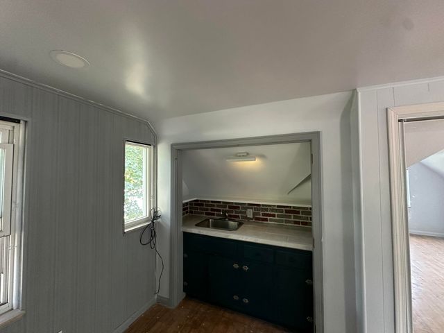 20045 Ward Avenue, Detroit, MI 48235