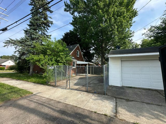 20045 Ward Avenue, Detroit, MI 48235