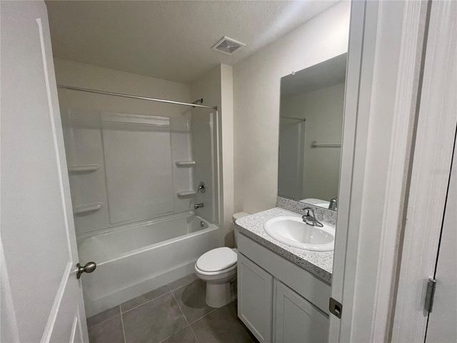 35628 DOVELAND DRIVE, Zephyrhills, FL 33541