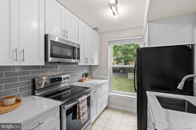 11900 FILLY LN, Gaithersburg, MD 20878