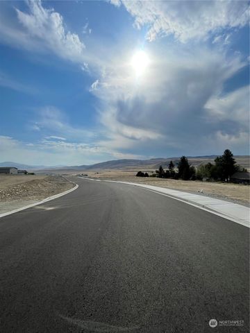 19 Parks Drive, Okanogan, WA 98840