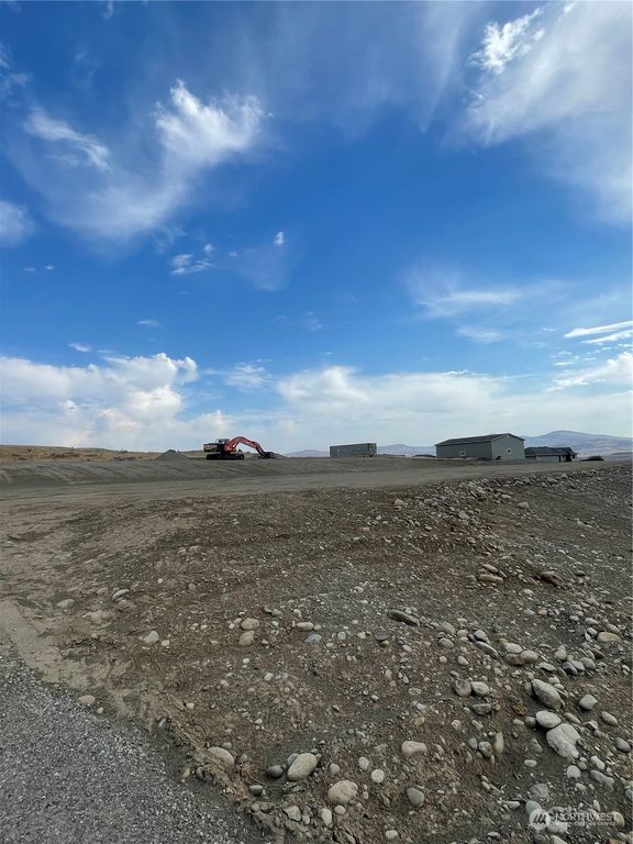 19 Parks Drive, Okanogan, WA 98840