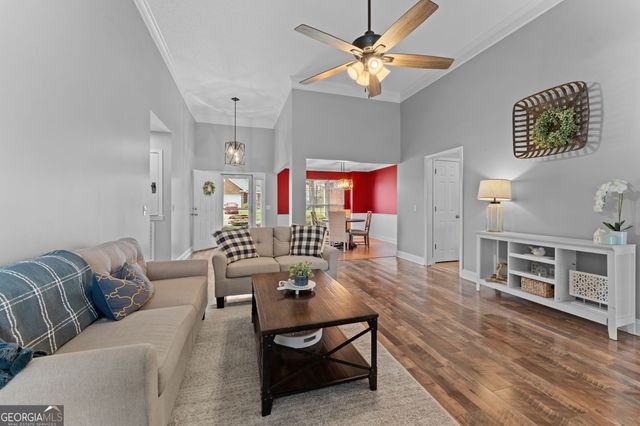318 Christopher Luke Circle, Perry, GA 31069