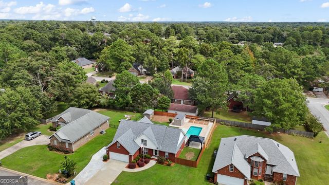 318 Christopher Luke Circle, Perry, GA 31069