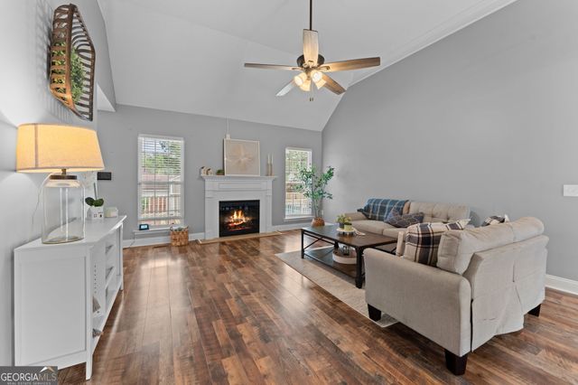 318 Christopher Luke Circle, Perry, GA 31069