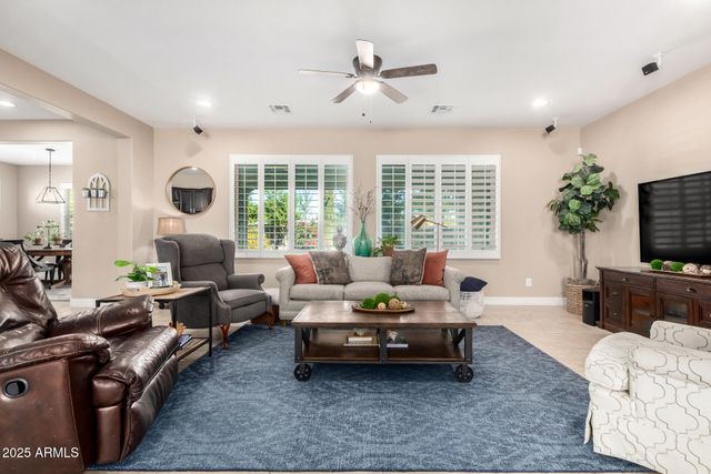 16230 W HOLLY Street, Goodyear, AZ 85395