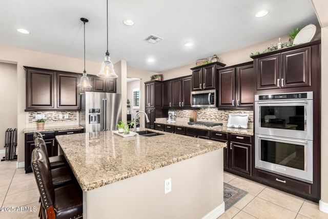 16230 W HOLLY Street, Goodyear, AZ 85395