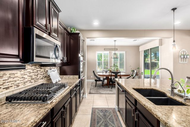 16230 W HOLLY Street, Goodyear, AZ 85395