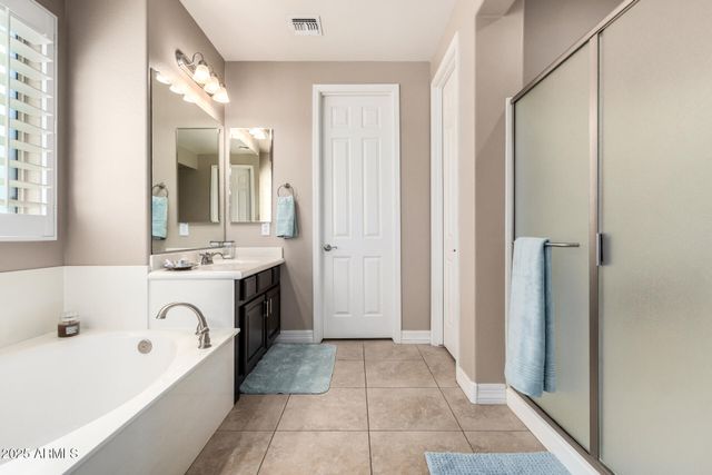 16230 W HOLLY Street, Goodyear, AZ 85395