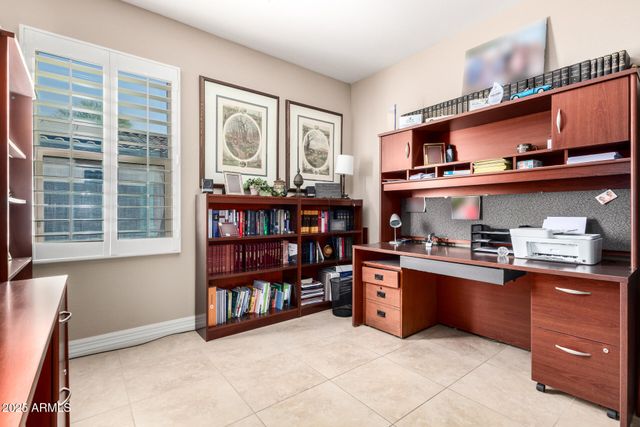 16230 W HOLLY Street, Goodyear, AZ 85395