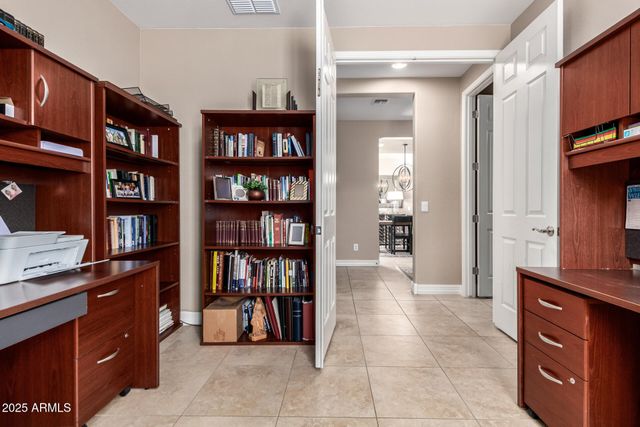 16230 W HOLLY Street, Goodyear, AZ 85395