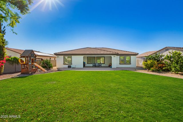 16230 W HOLLY Street, Goodyear, AZ 85395