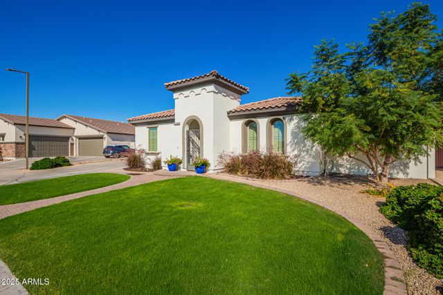 16230 W HOLLY Street, Goodyear, AZ 85395