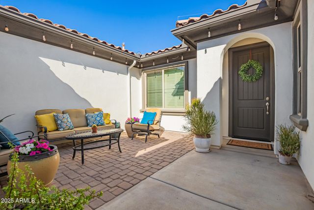 16230 W HOLLY Street, Goodyear, AZ 85395