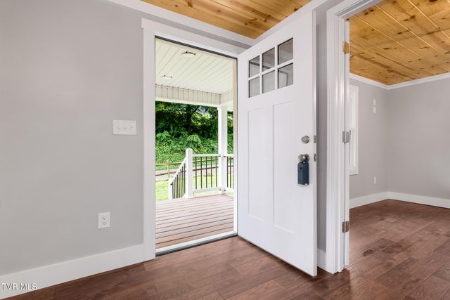 200 Coal Chute Road, Elizabethton, TN 37643
