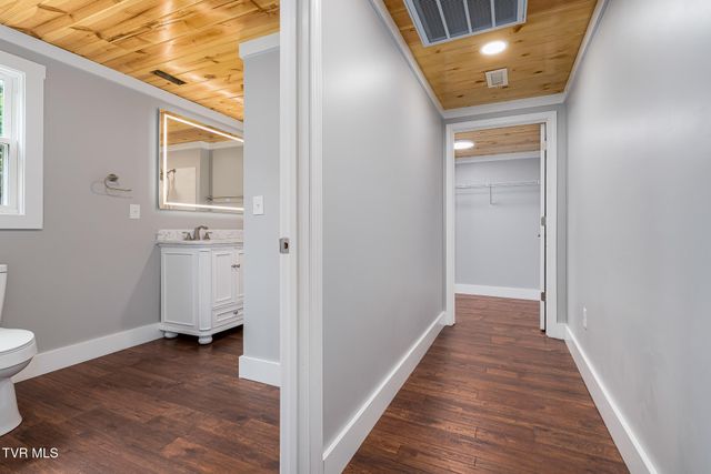 200 Coal Chute Road, Elizabethton, TN 37643