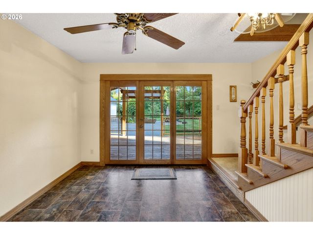 3678 W POWELL Loop, Gresham, OR 97030