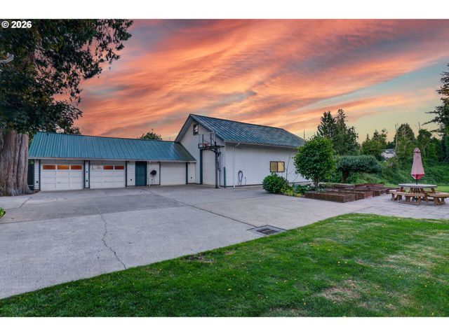 3678 W POWELL Loop, Gresham, OR 97030