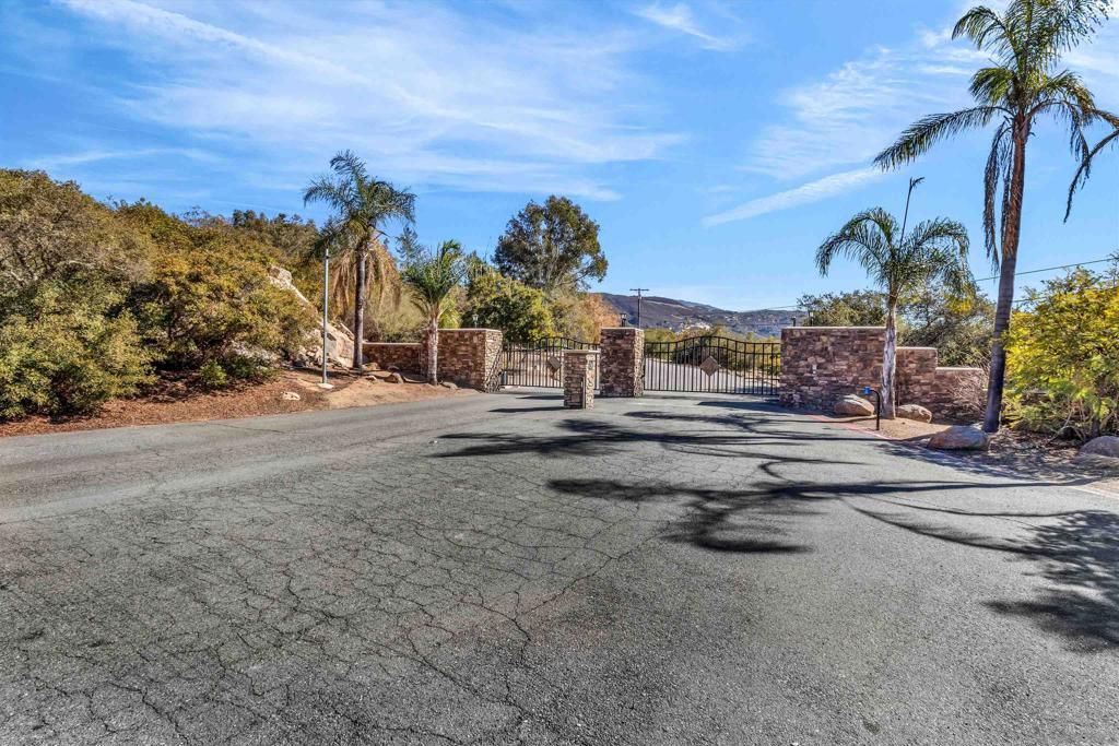 Magee Road, Valley Center, CA 92082 — exterior