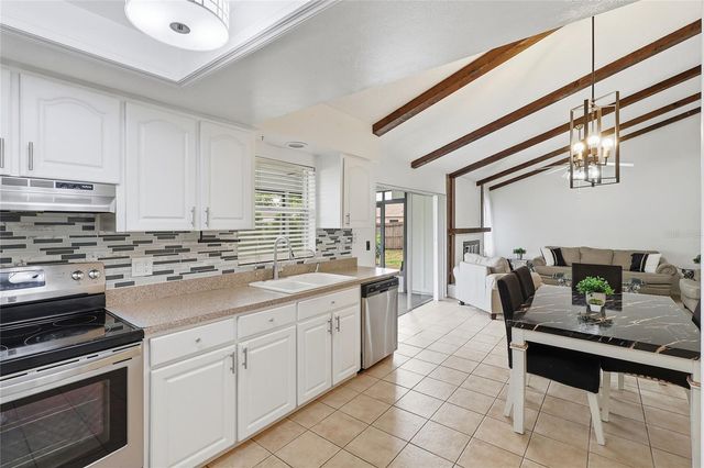 804 CENTERWOOD COURT, Brandon, FL 33511