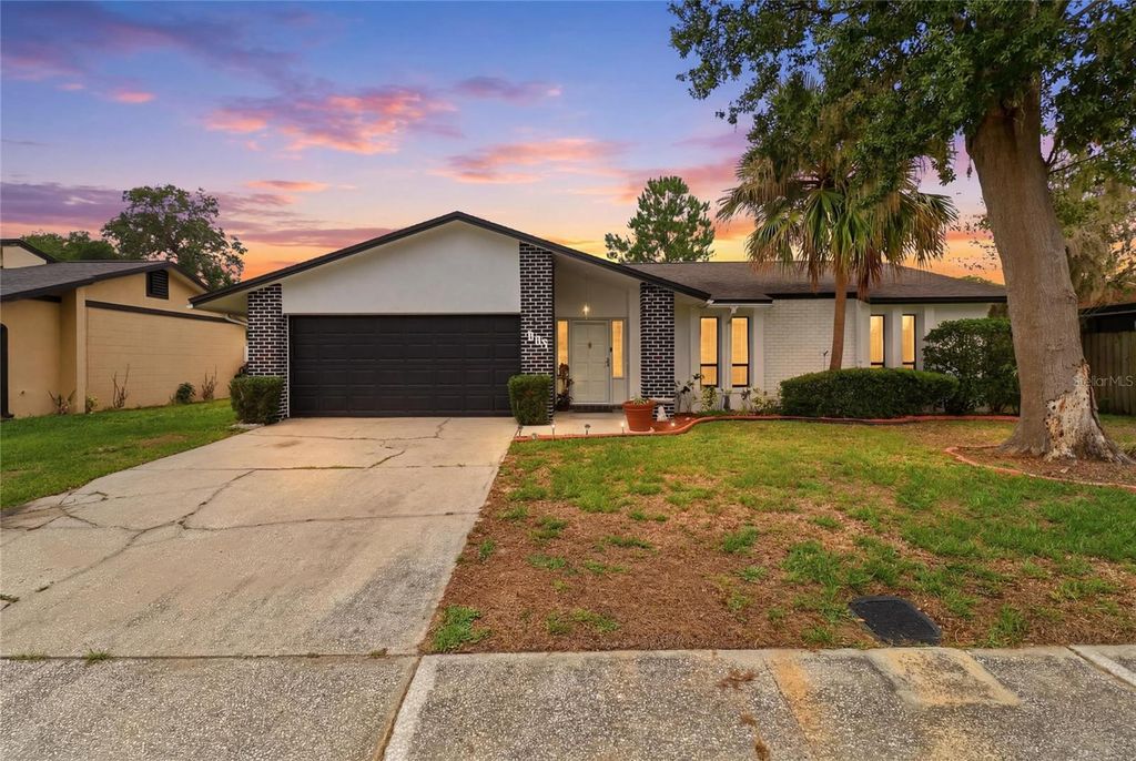 804 CENTERWOOD COURT, Brandon, FL 33511