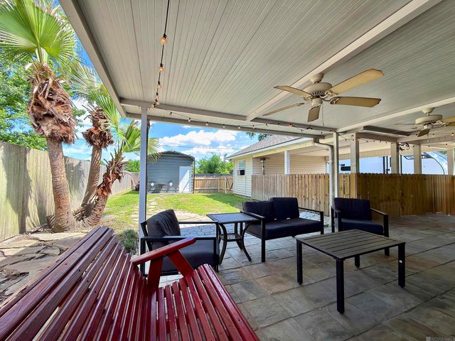 1714 John Alan St, Gonzales, LA 70737