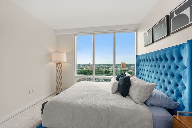 188 Brookline Ave 21B, Boston, MA 02215