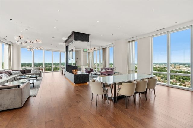 188 Brookline Ave 21B, Boston, MA 02215