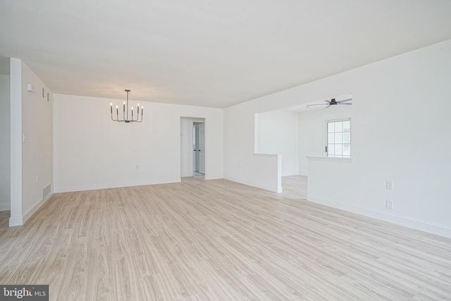 53 KNOLLWOOD DR, Deptford, NJ 08096