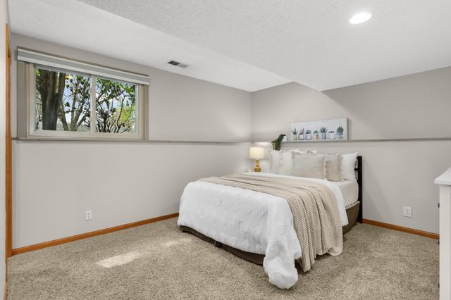 8556 Irwin Road, Bloomington, MN 55437