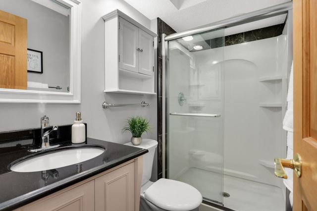 8556 Irwin Road, Bloomington, MN 55437